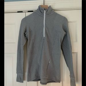 Lululemon gray running half zip pullover size 6